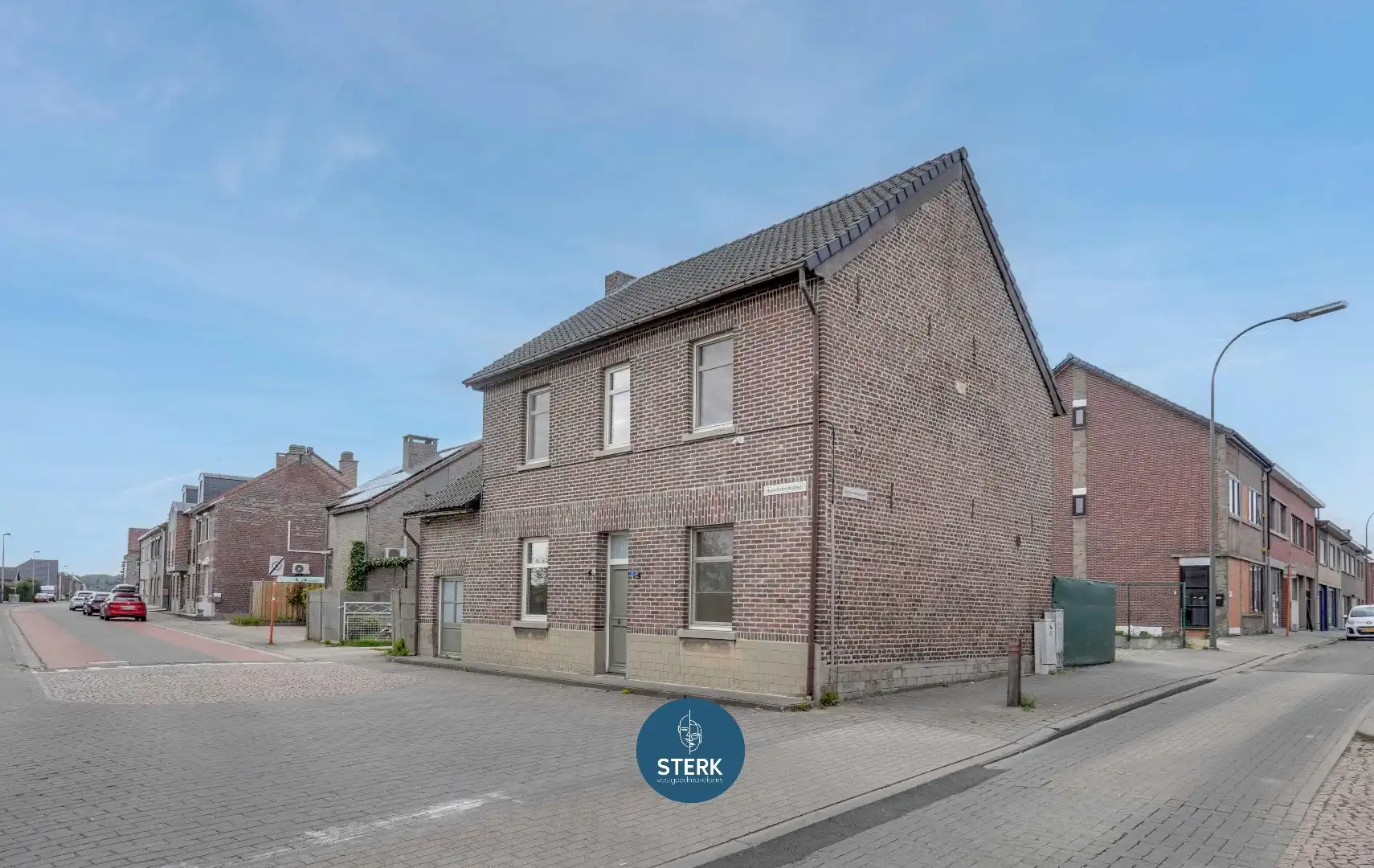 GEZINSWONING MET EEN BEWOONBARE OPP. VAN 206 M² NABIJ CENTRUM LANAKEN !  foto 28