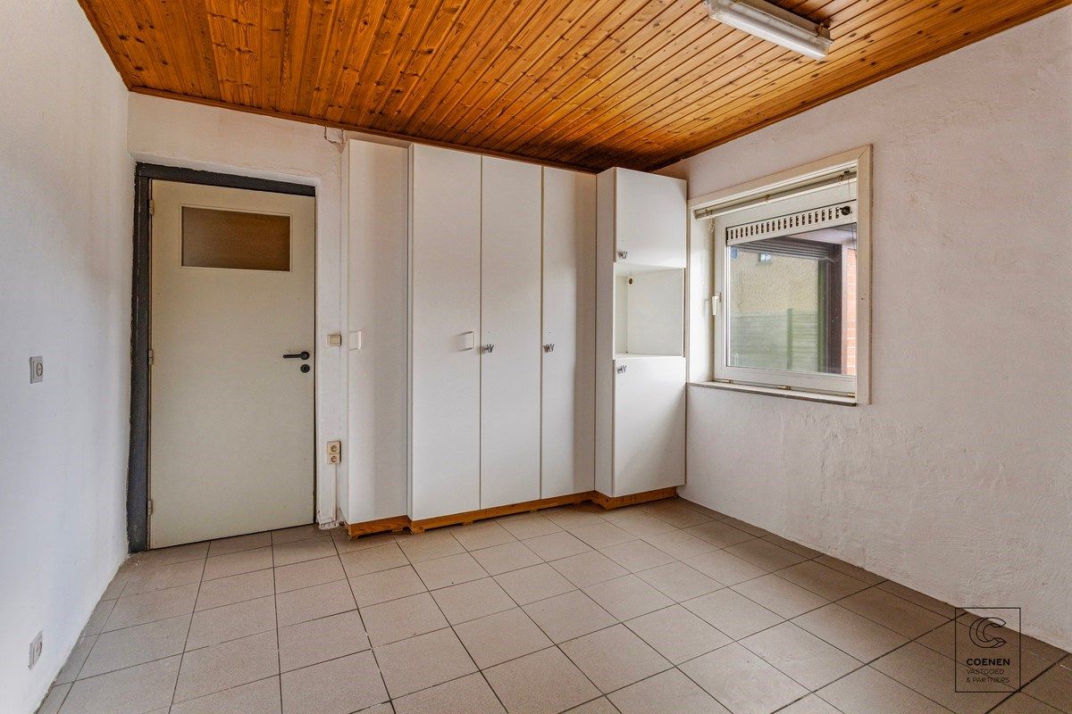 Volledig te renoveren open bebouwing van 146 m² op een uniek perceel te Brecht! foto 10