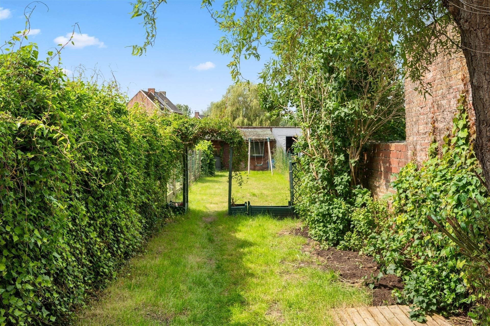 Huis met 4 slaapkamers en Zuid-West gerichte tuin foto 23