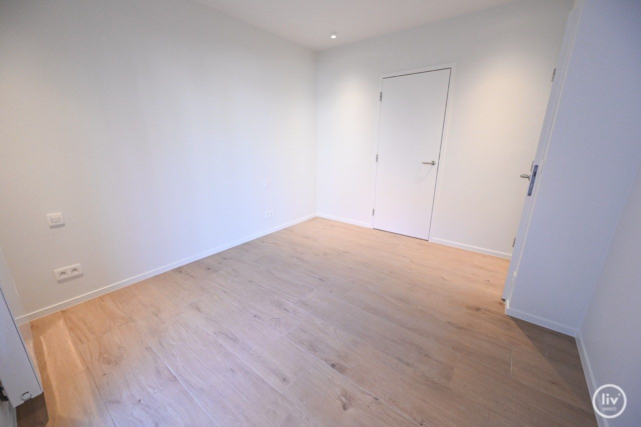 Nieuwbouwappartement met aangename gevelbreedte van 7m20 gelegen te Lippenslaan Knokke. foto 9