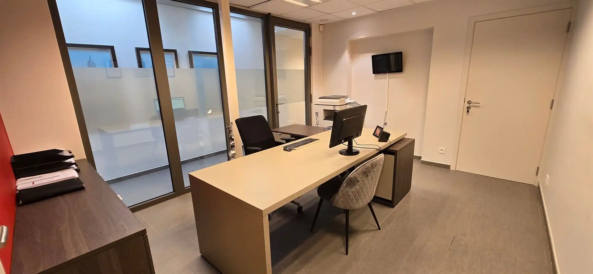 Kantoren foto 6
