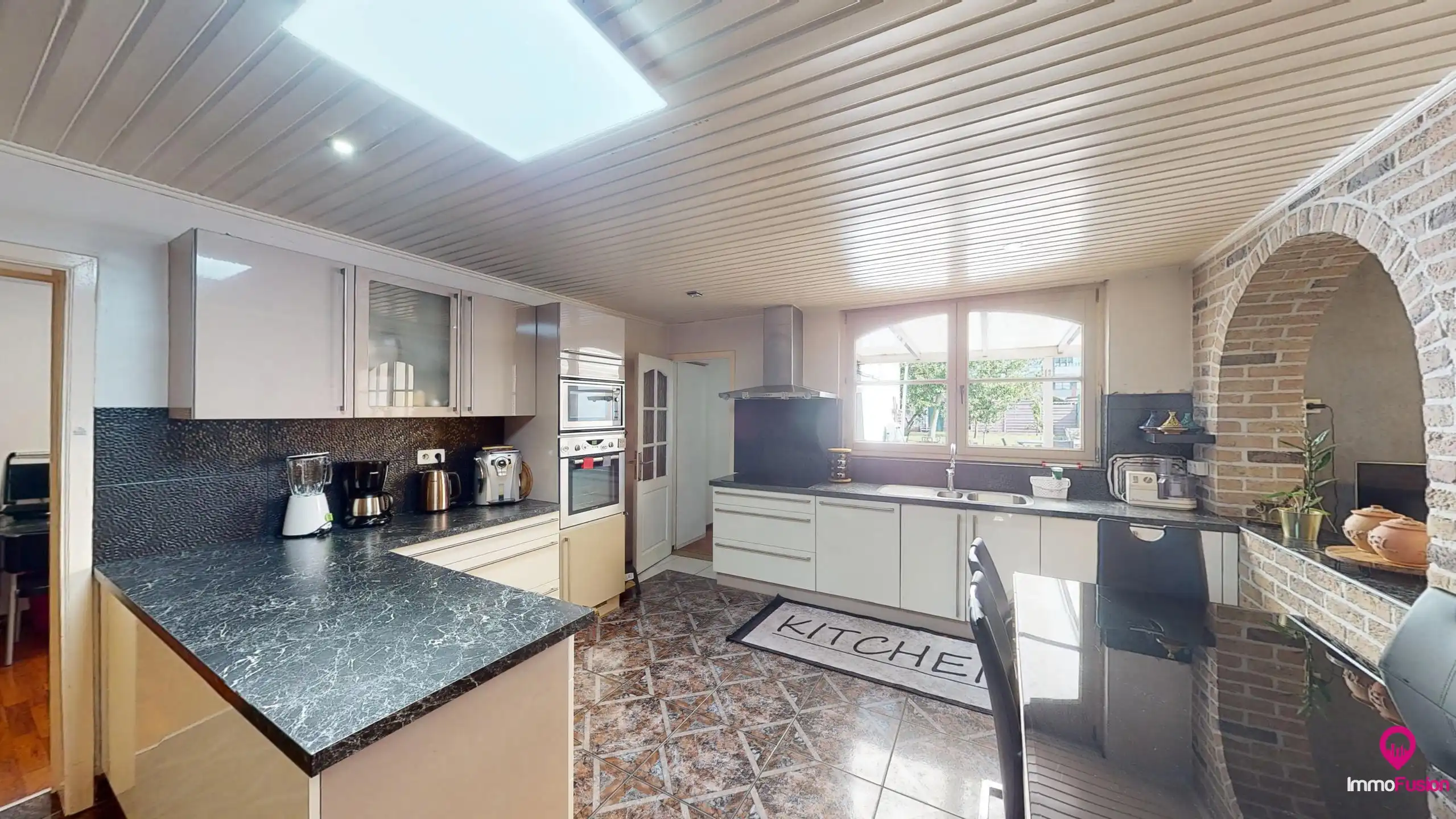 Ruime gezinswoning met 5slpk en 3badk in hartje Berkenbos! foto 5