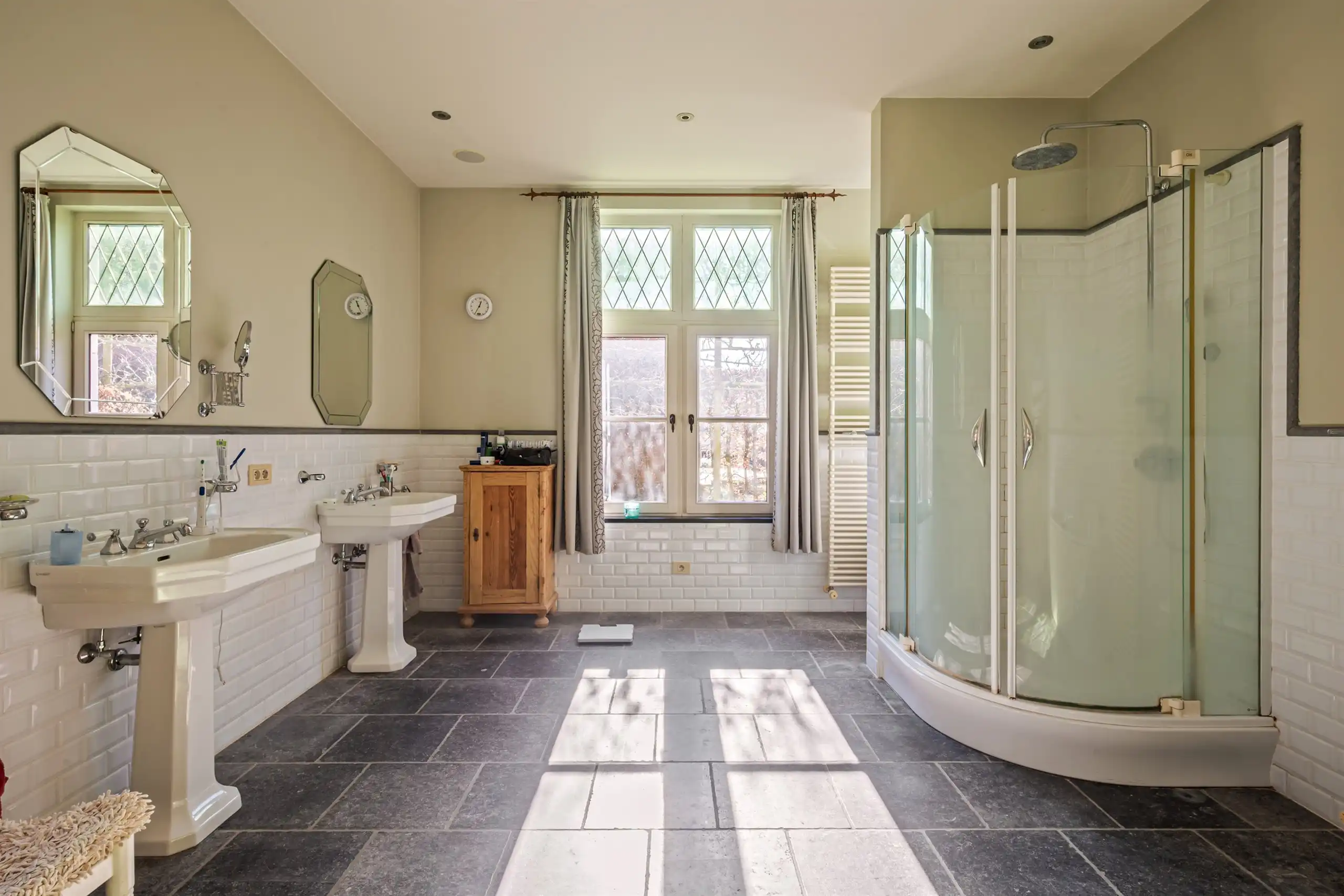 First Sale: VR 27/3 (16.00-20.00) & ZA 28/3 (9.00 - 17.00) foto 24