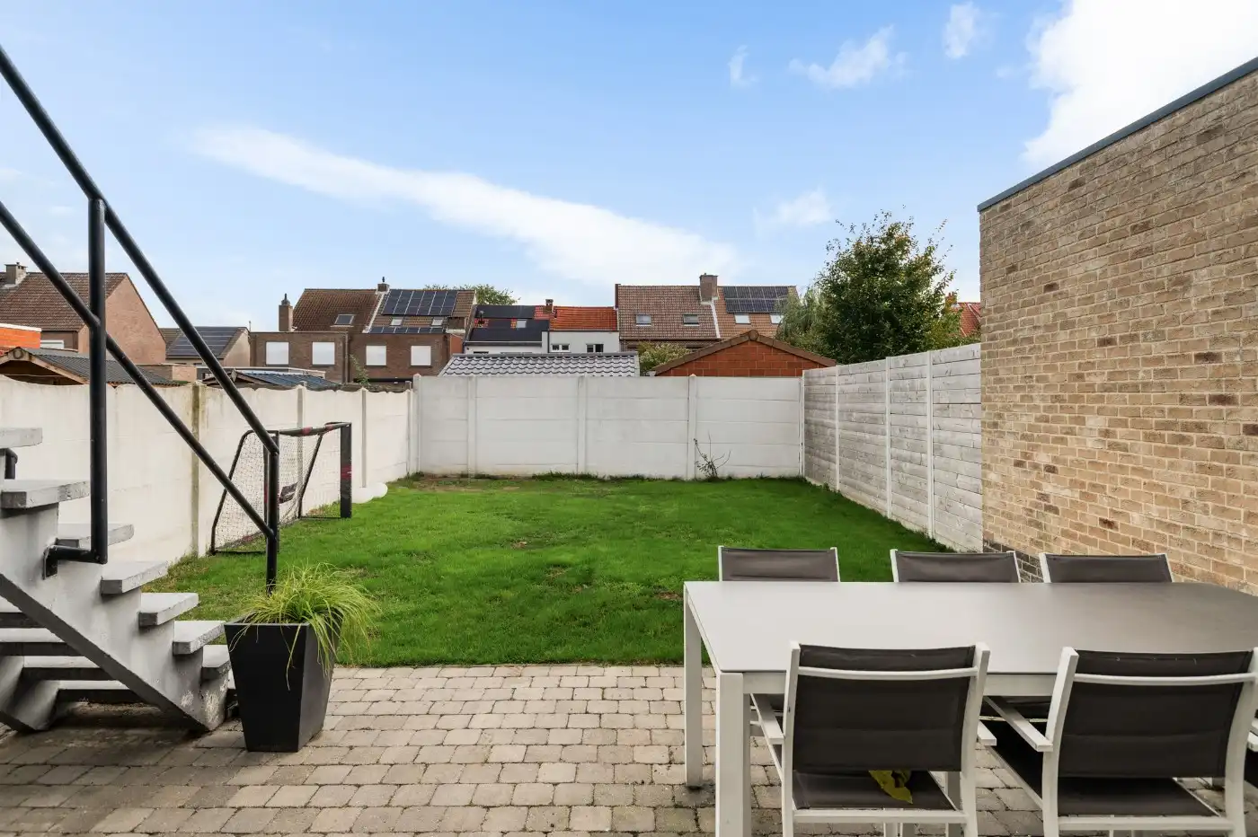 Prachtig gerenoveerde bel-etagewoning met 3 slpk., garage én gezellige tuin foto 19