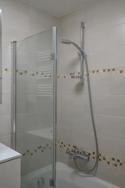 EXCLUSIEF APPARTEMENT  MET LATERAAL ZEEZICHT EN VOLLEDIG INGERICHT foto 9