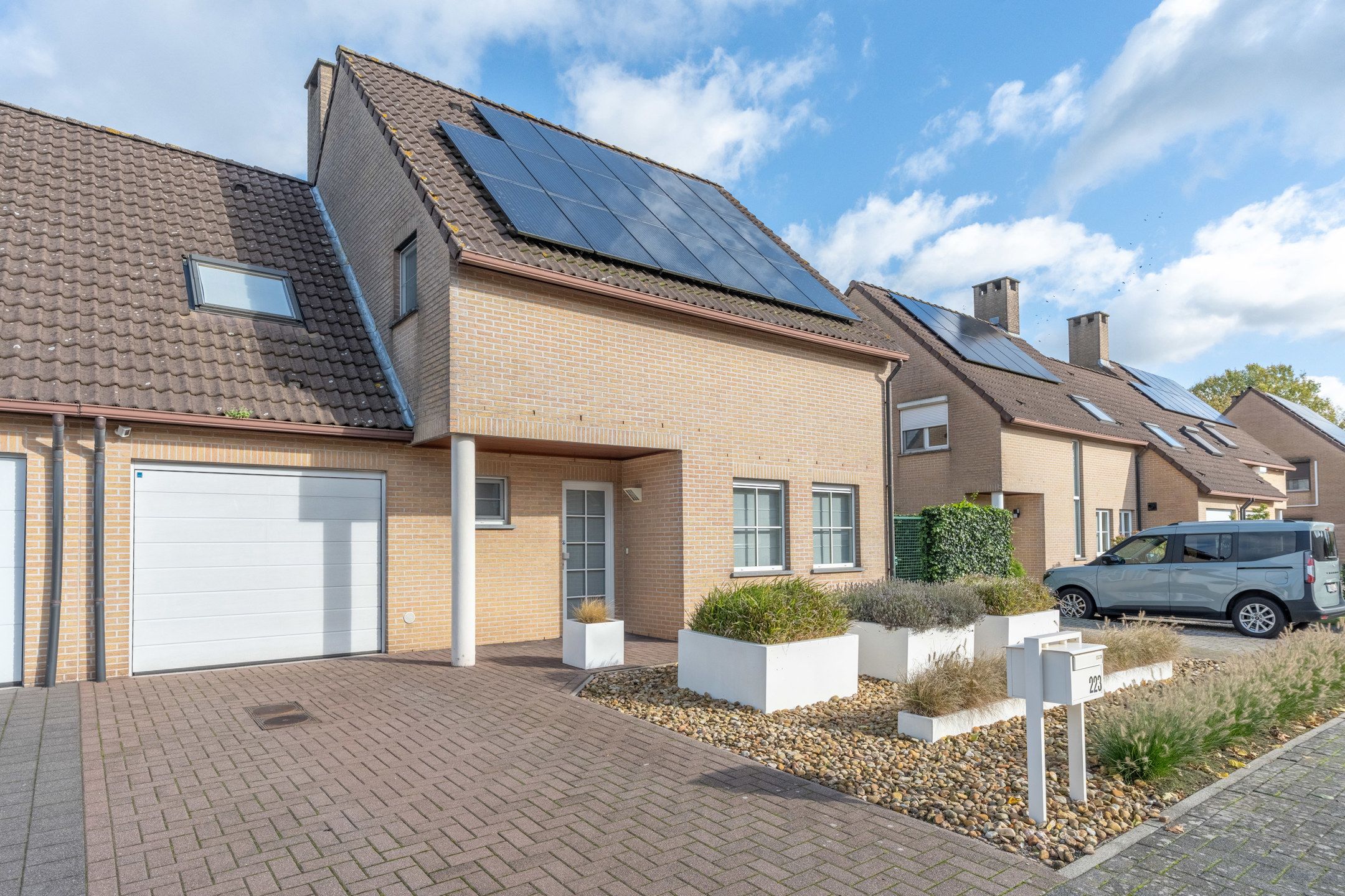 Ruime gezinswoning met 4 slpk's, tuin en garage te Turnhout. foto 34