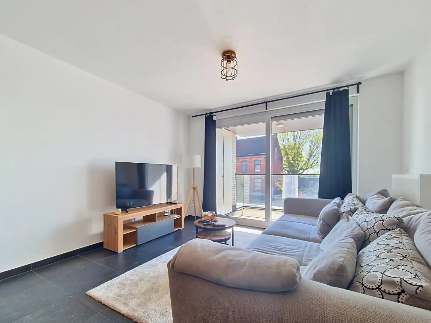 Appartement met 2 slpks, 2 terrassen en autostandplaats foto 4