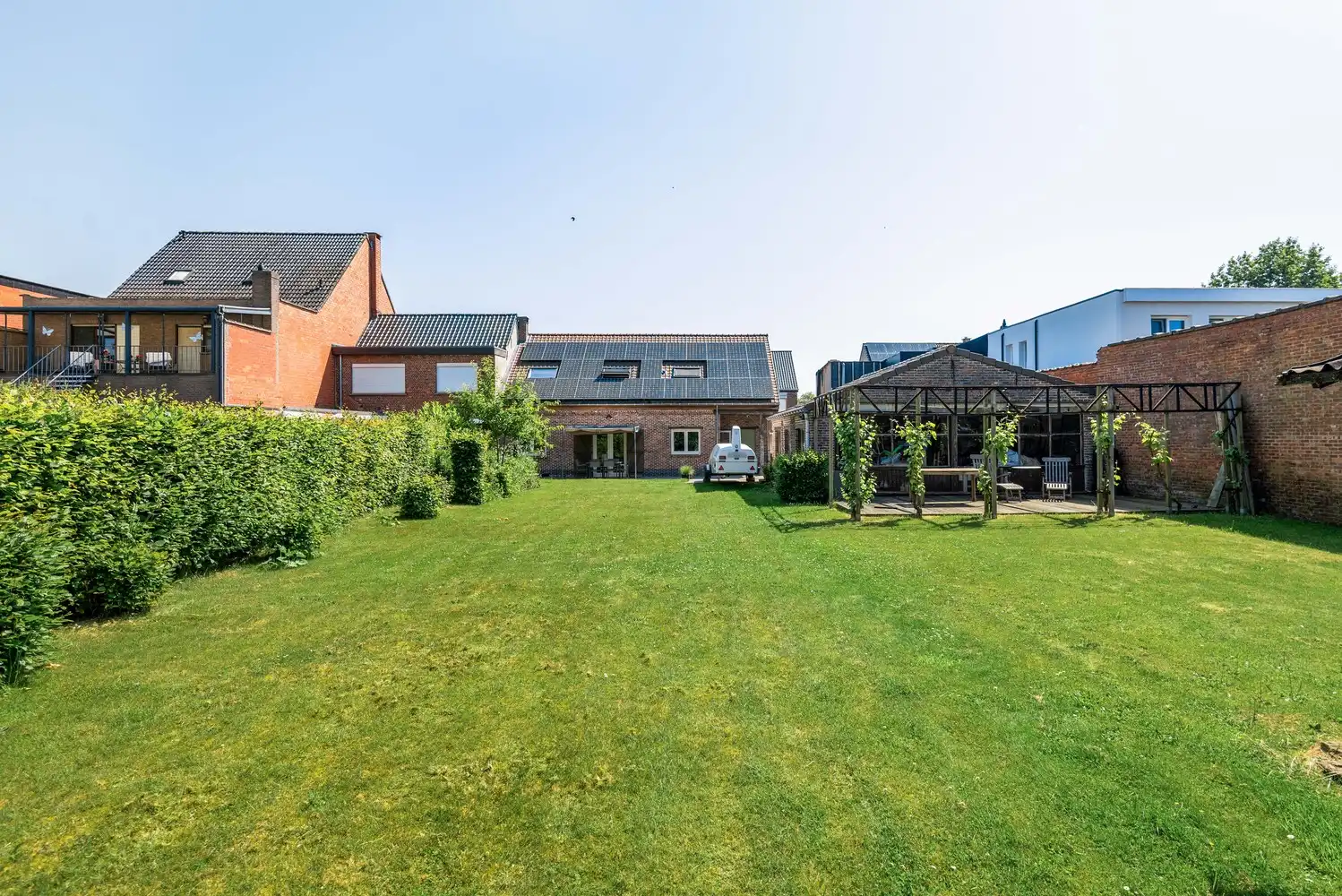 Karaktervolle hoeve met 4 slaapkamers, magazijn en ruime tuin te Lint foto 23