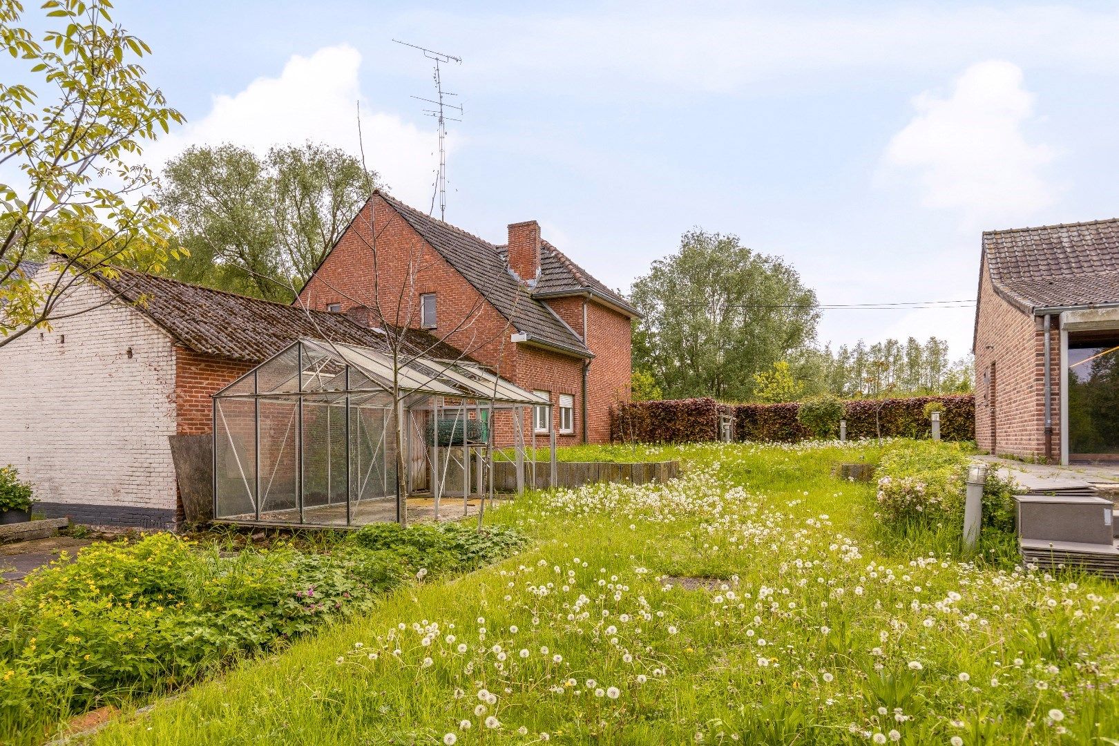 Exclusief landgoed temidden agrarisch gebied, 40a, nabij centrum foto 40