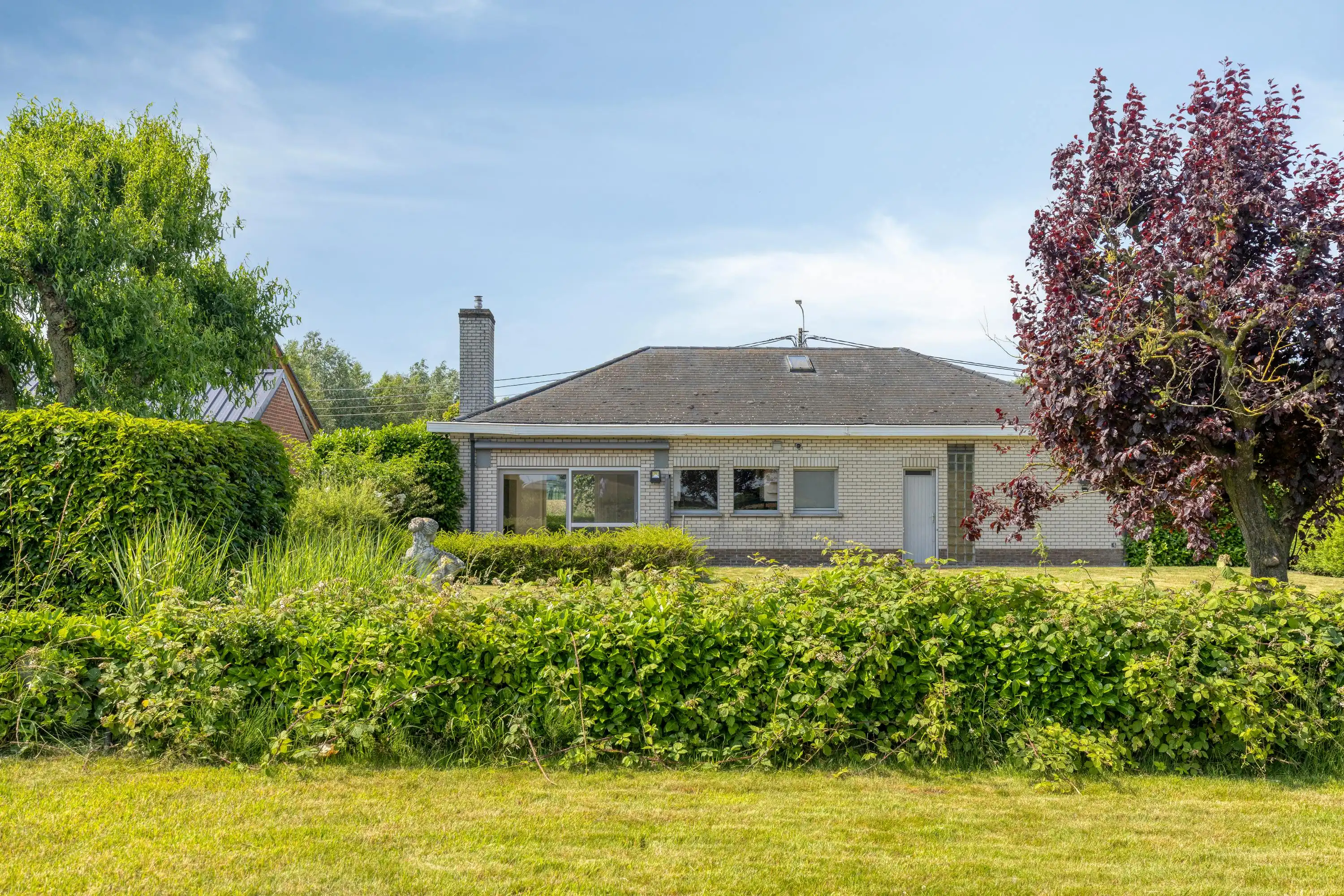 Idyllisch gelegen landelijke woning op perceel van 3.828 m² foto 24