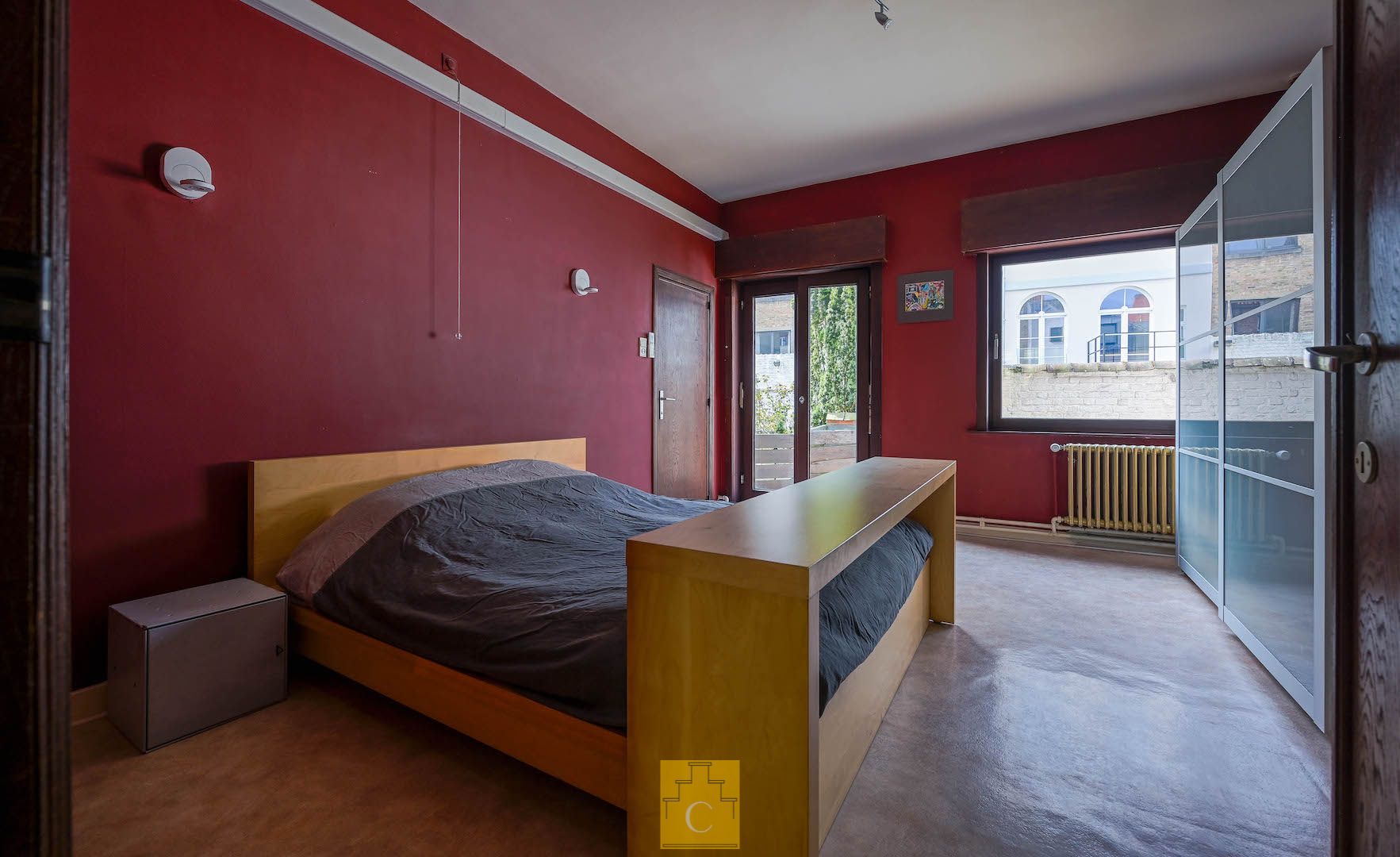 herenwoning met inpandige garage en 2 patio's, unieke combinatie van rust, ruimte en locatie in het historische hart van Brugge foto 21
