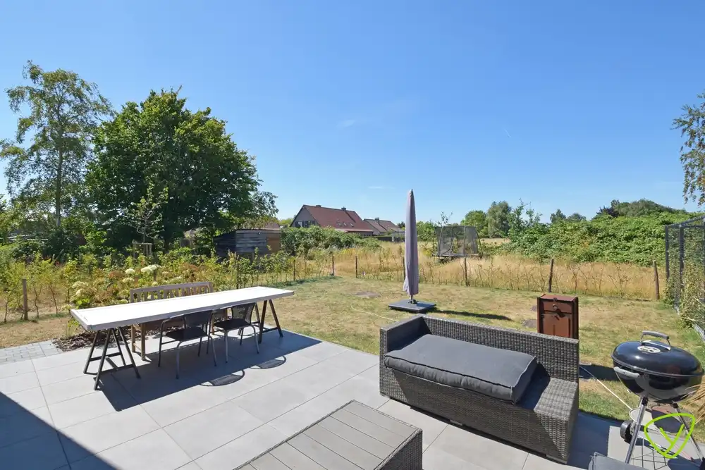 Prachtig afgewerkte woning te huur op een rustige locatie net buiten het centrum van Eeklo foto 16