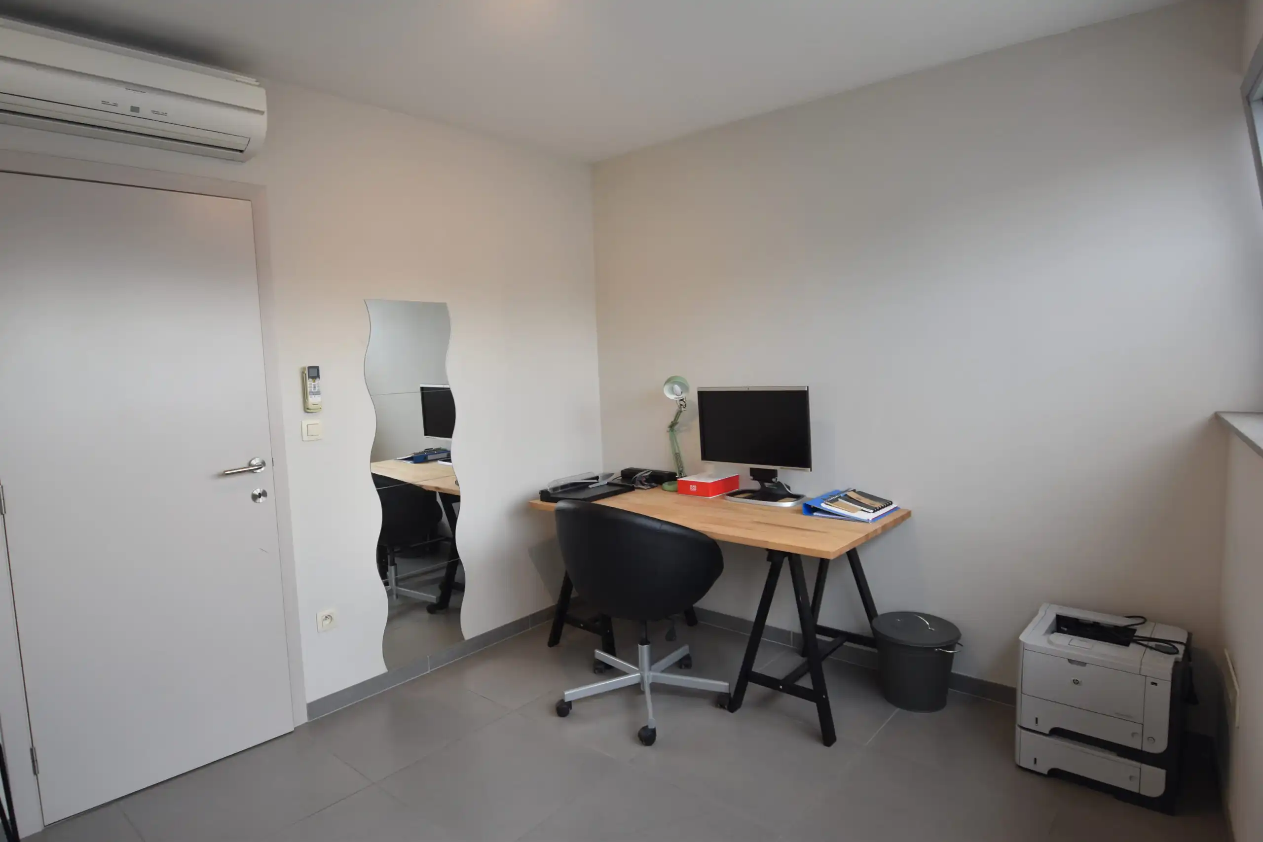 Energiezuinig duplex appartement met groot terras in centrum van Nieuwkerken-Waas foto 13