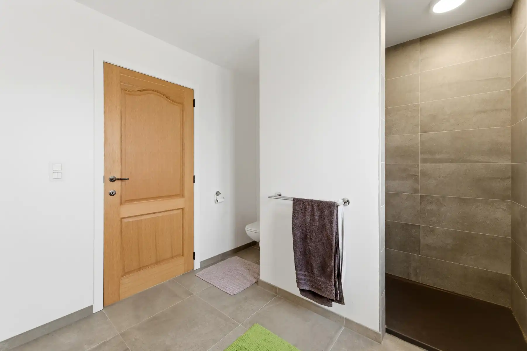 Recente vrijstaande woning in het centrum van RIJMENAM foto 17