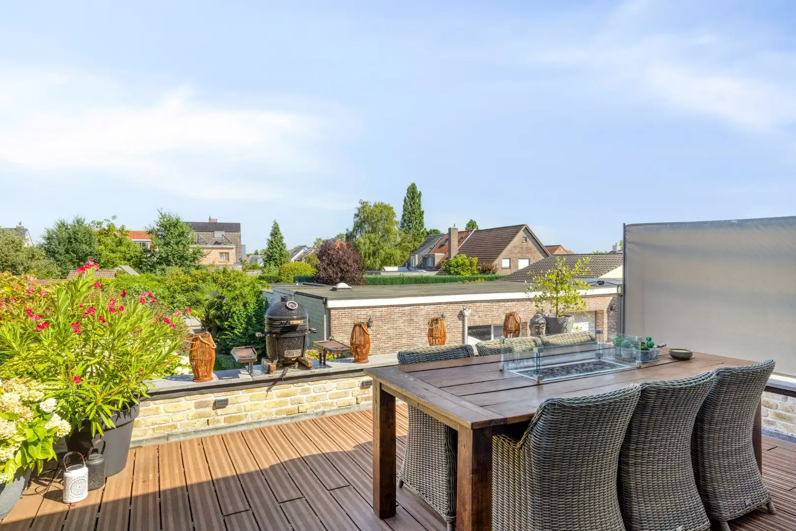Mooie bel-etage woning van 234 m² bew.opp. op 344 m² grond. foto 12