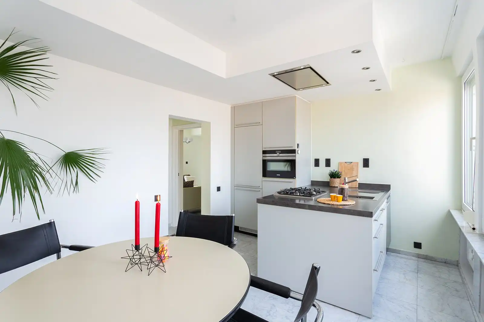 Centraal wonen in iconisch gebouw foto 8