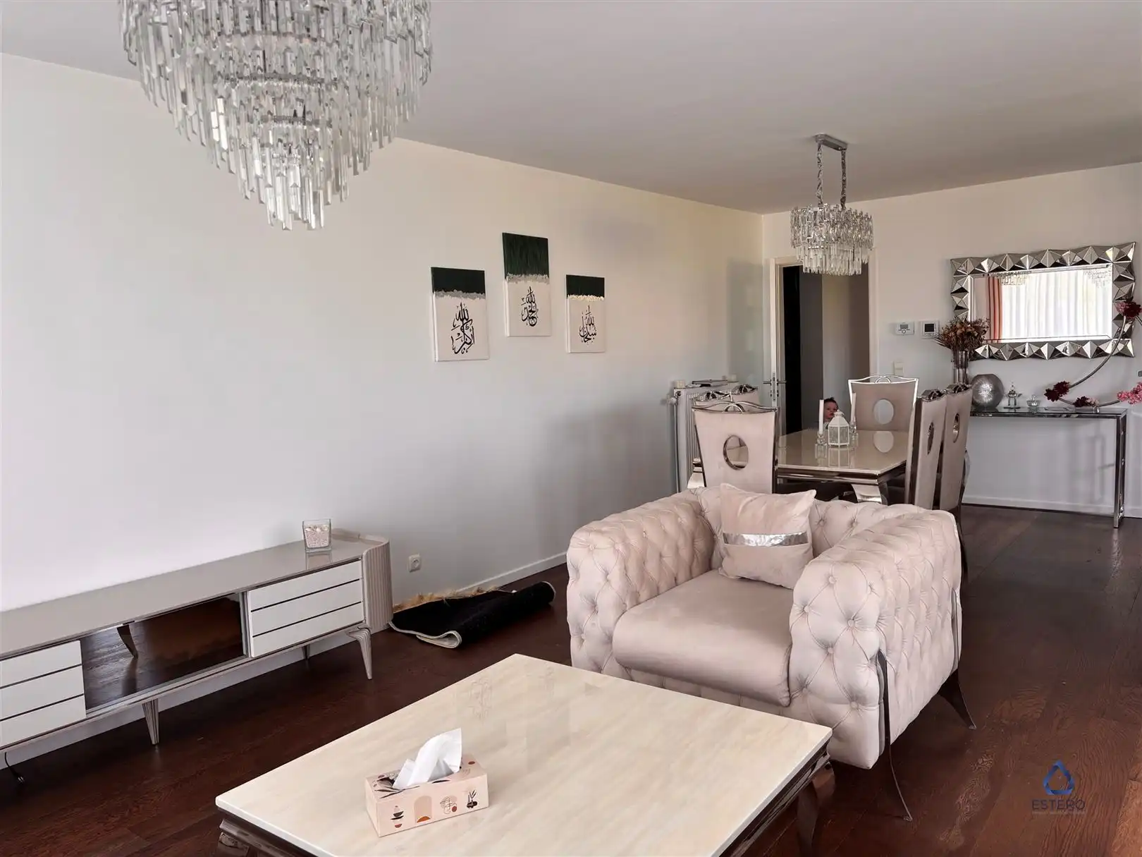 Ruim en lichtrijk appartement met 3 slaapkamers en terras foto 7