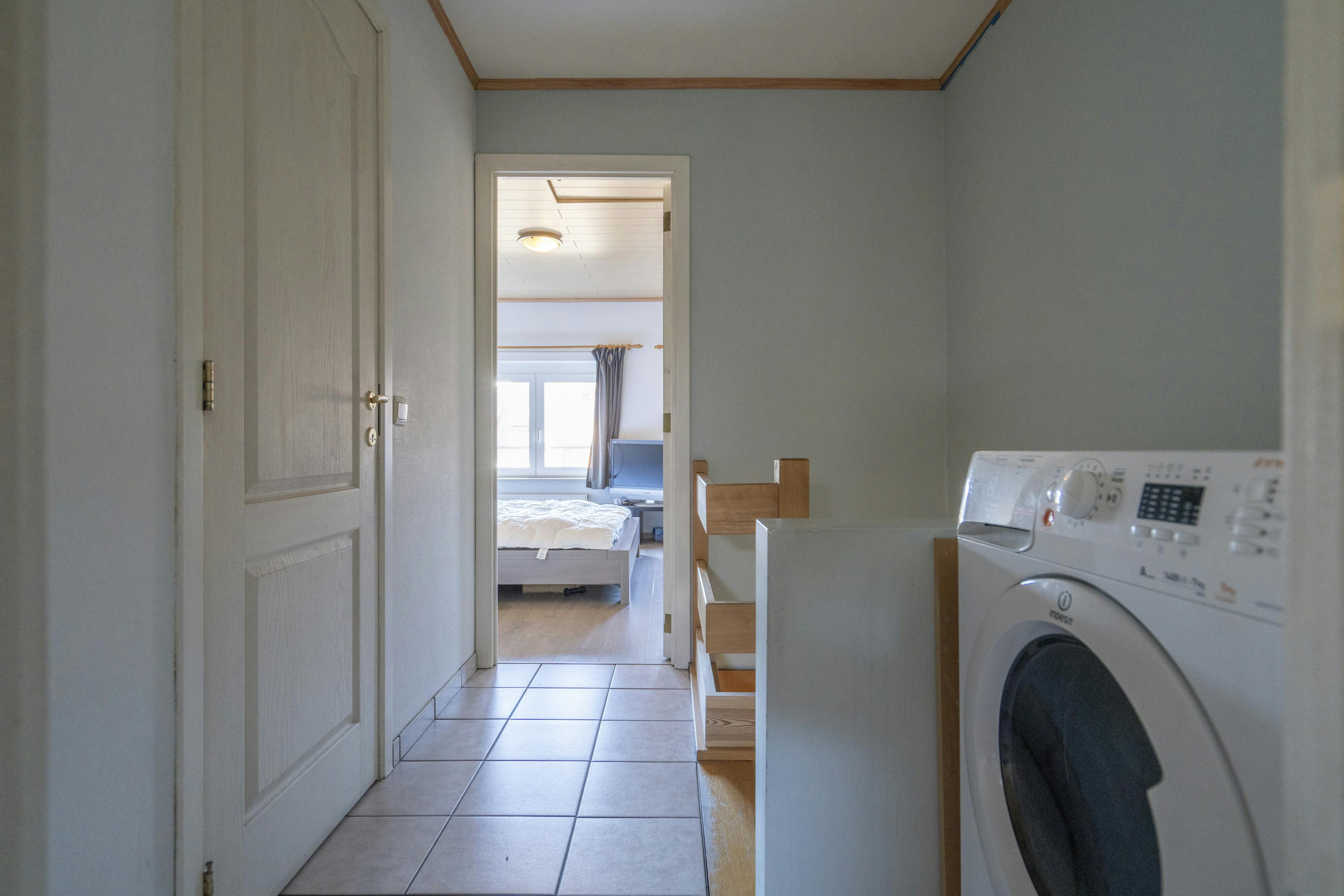 Opbrengsteigendom met twee appartementen te koop in Kortrijk foto 37