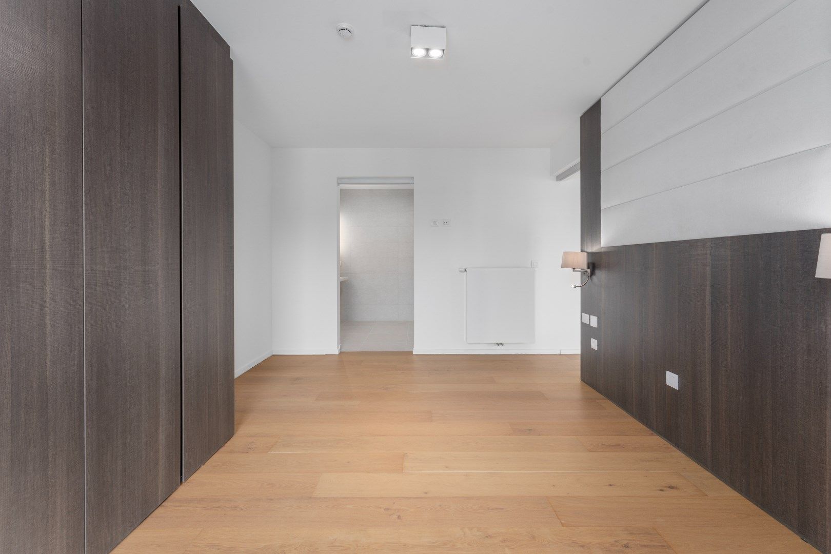 Mooie serviceflat in standingvol gebouw foto 9
