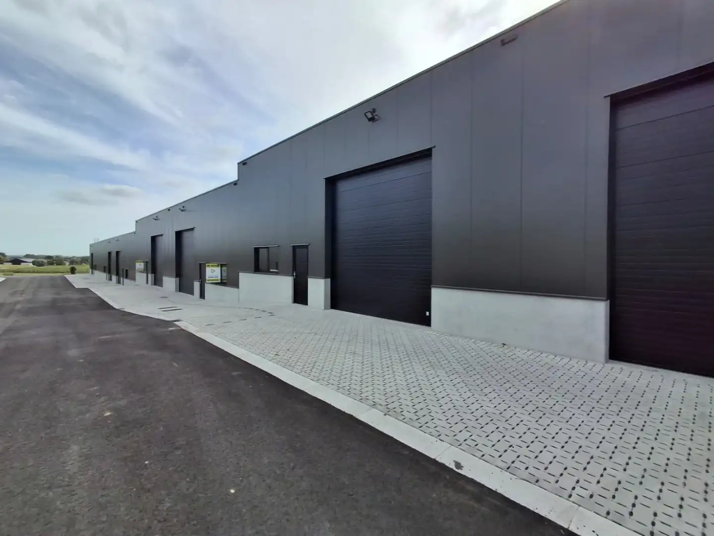 NIEUWBOUW KMO-UNIT VAN CA. 174 M²  TE AARSELE foto 3