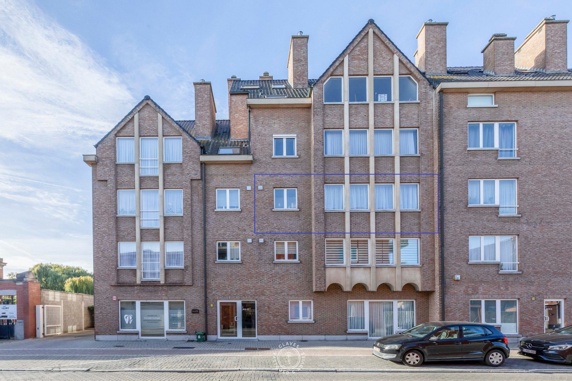 Centraal gelegen 3-slpk-appartement met terras en autostaanplaats foto 16