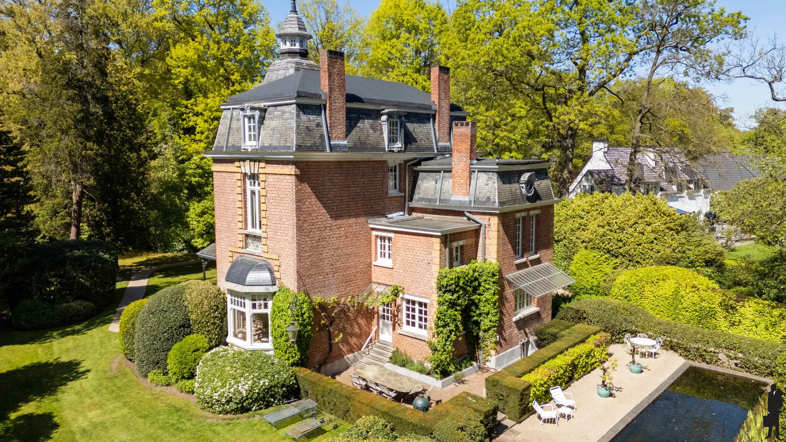 Prachtig instapklaar eclectisch landhuis op ca. 2.932m² te Hoogboom! foto 33