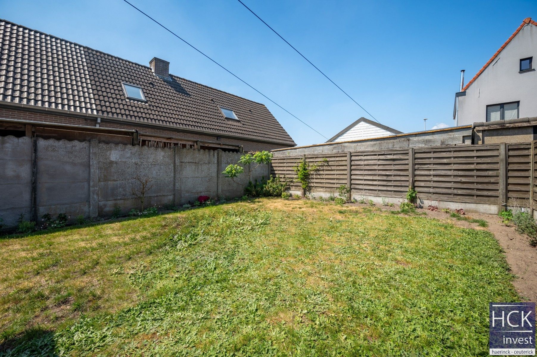 DEINZE - Instapklare woning met 2 SLPK. en tuin op topligging! foto 22