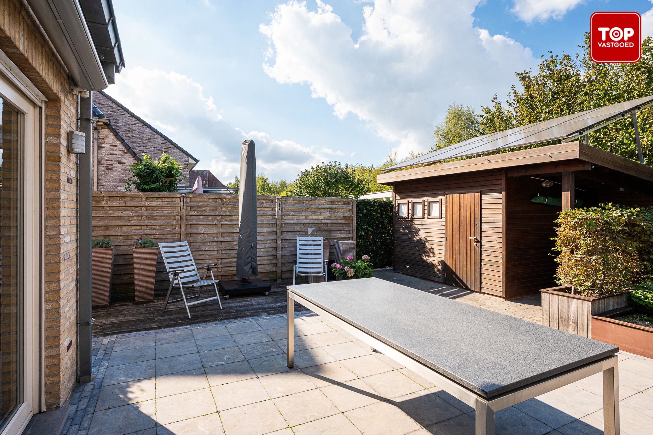 Instapklare woning in rustige straat met 3 slaapkamers, tuin en garage.  foto 22