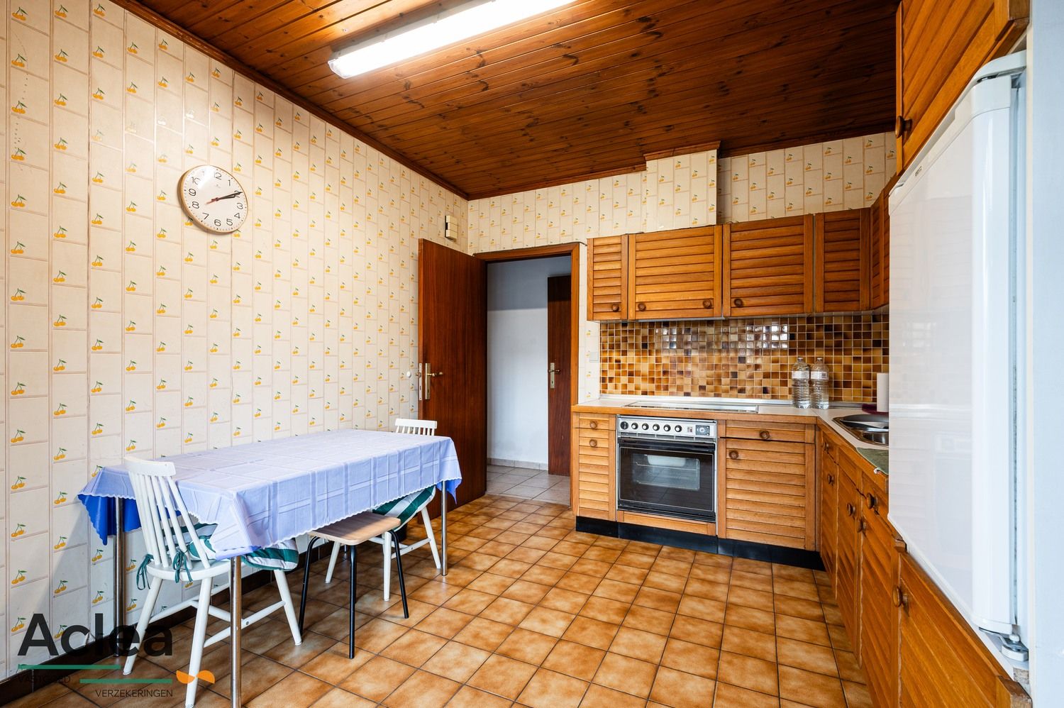 Vrijstaande woning op ruim perceel foto 7