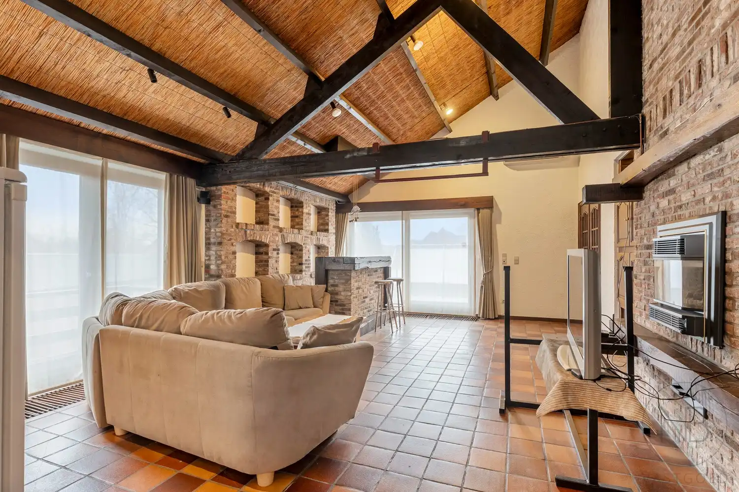 Woning met veelzijdig commercieel gebouw  op goede locatie in Driehoeven foto 23