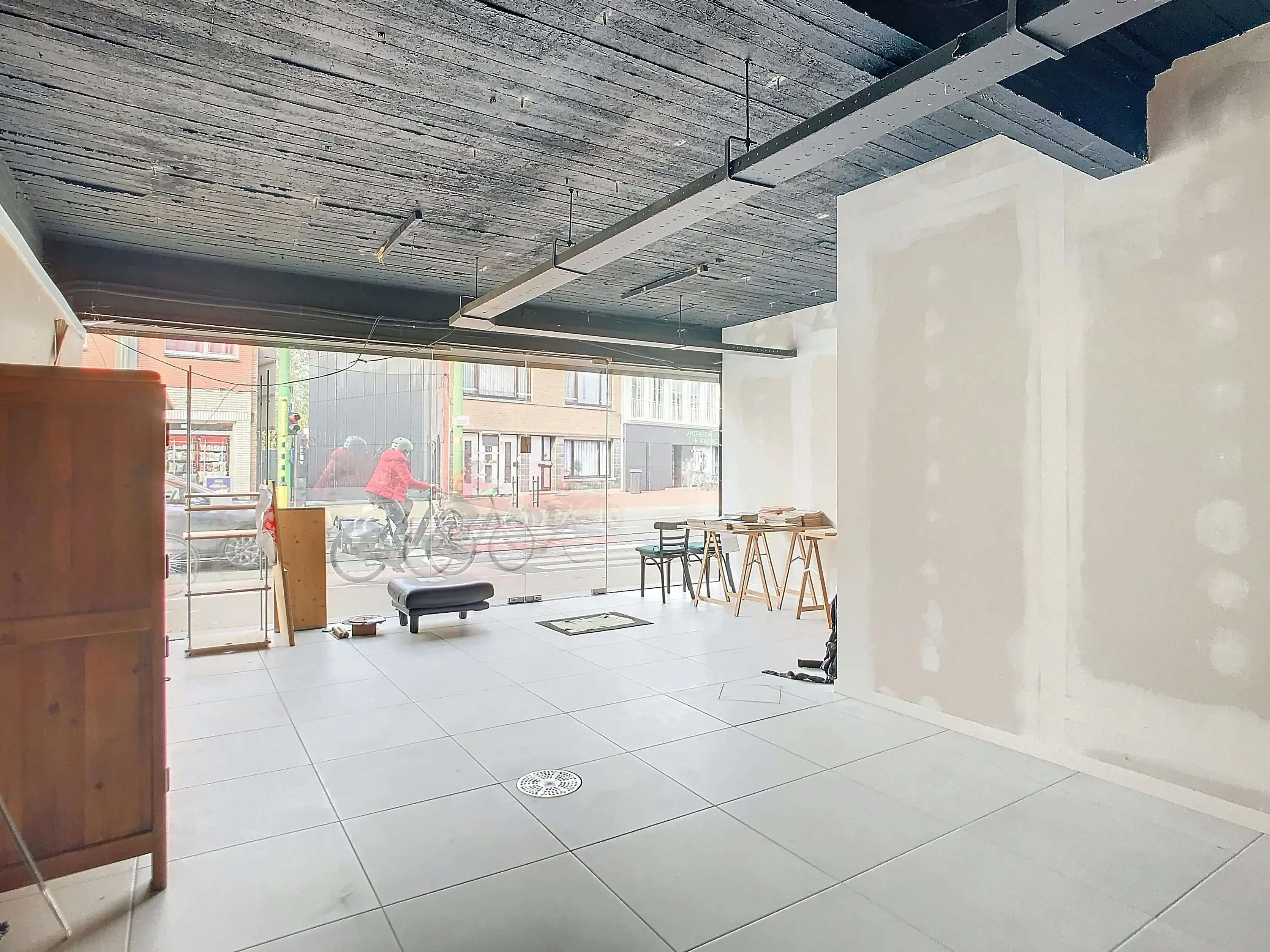 Ruim duplexappartement met handelsruimte centrum Zwijndrecht foto 31