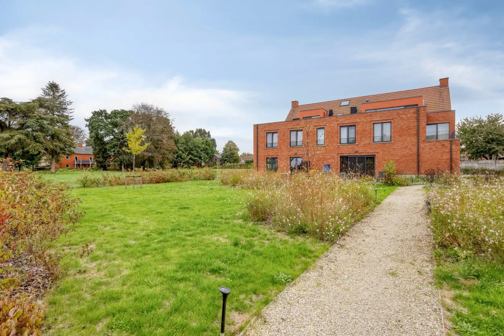 Recent (2023) gelijkvloers hoekappartement met 2 slpks en autostaanplaats te OLV Olen ! foto 24