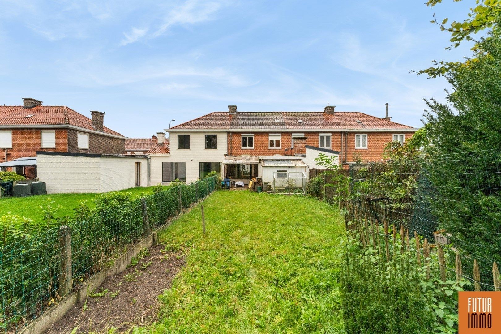 Te renoveren woning in leuke buurt Bosmolens foto 2