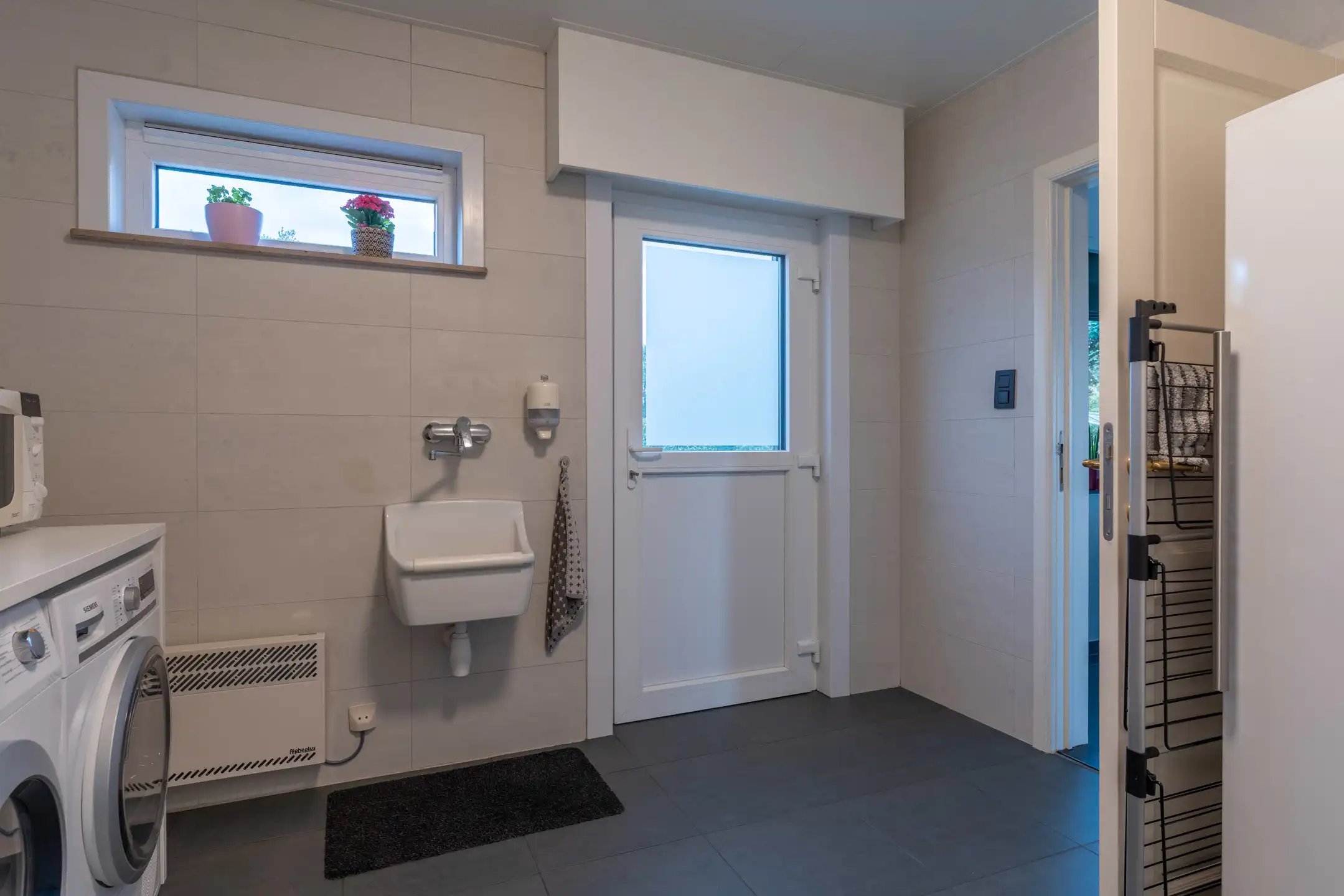 Gunstig gel. instapklare woning op mooi perceel van 1.000 m² foto 16