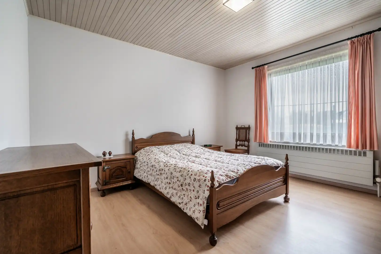 Comfortabele gezinswoning met 3 slaapkamers en verzorgde tuin foto 16