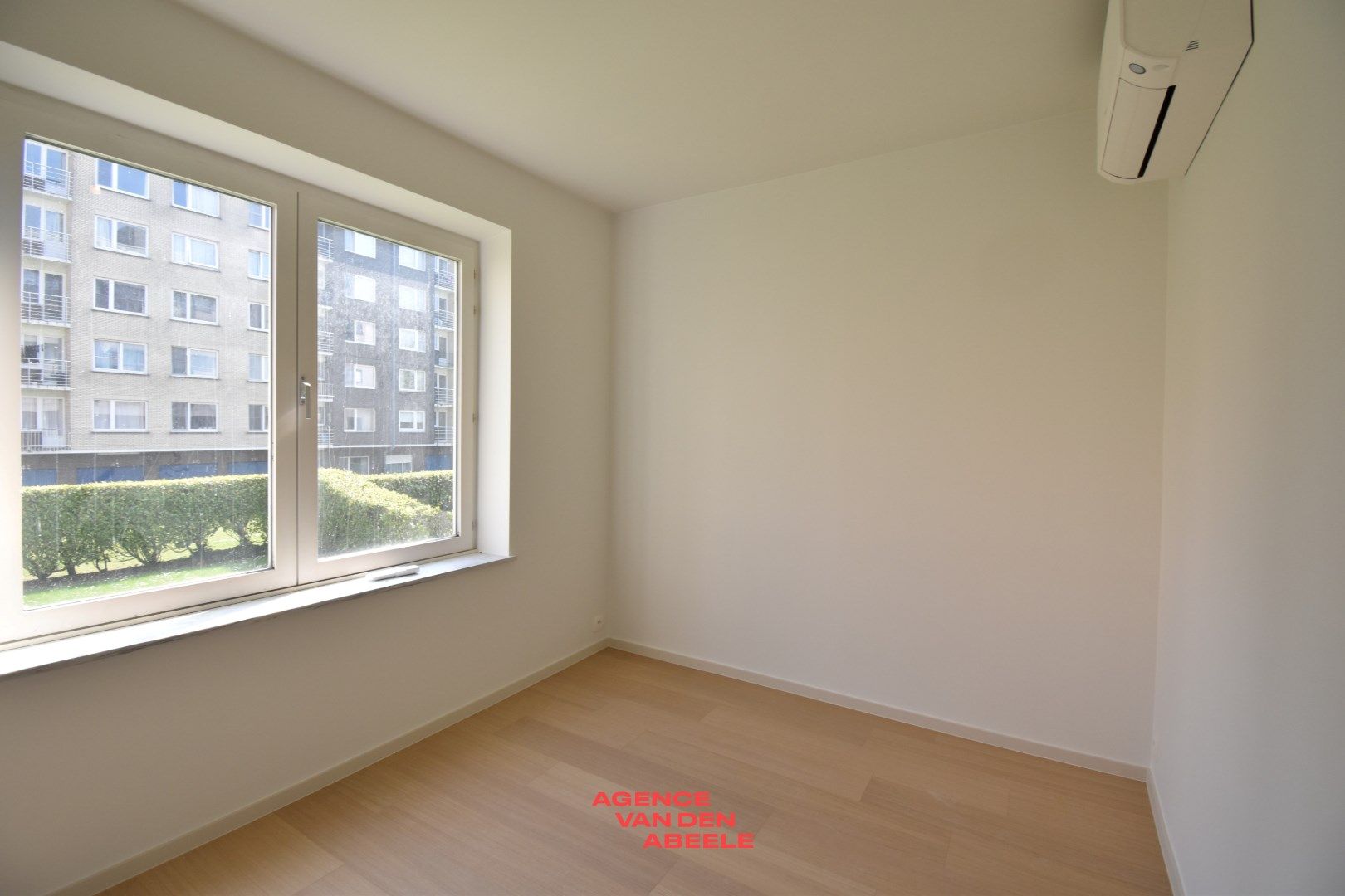 Fantastisch gerenoveerd appartement met 3 slaapkamers  foto 15