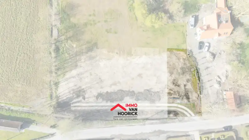 Ruim perceel bouwgrond OB op 549 m² foto {{pictureIndex}}