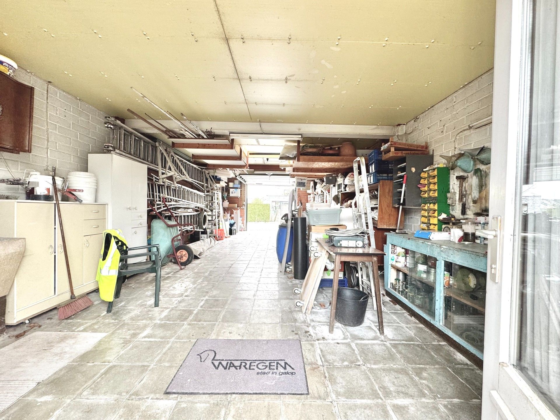 RUIME WONING MET MAGAZIJN EN UITWEG op 493 m² foto 30
