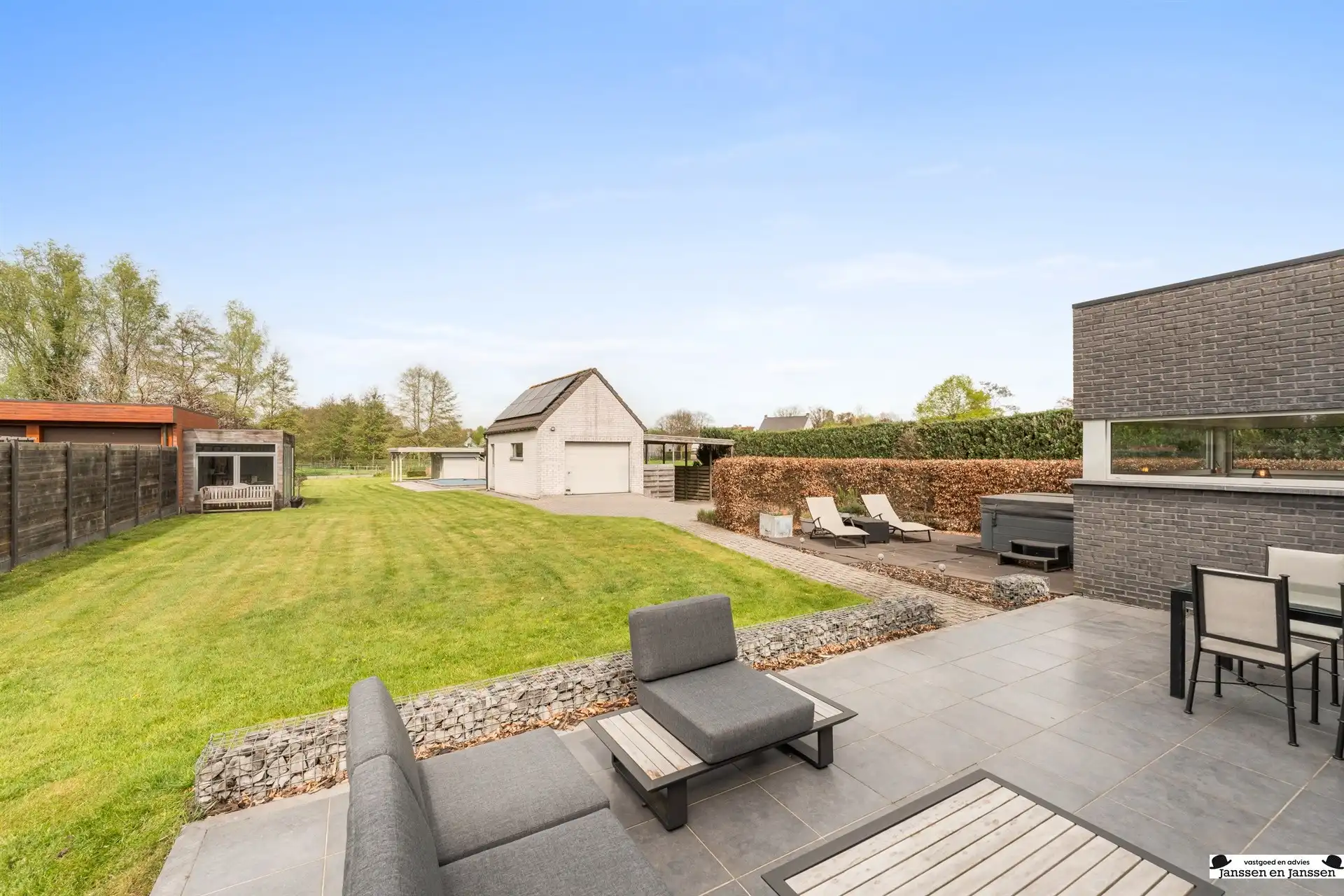 Energiezuinige woning op een perceel van 1991 m2 foto 22