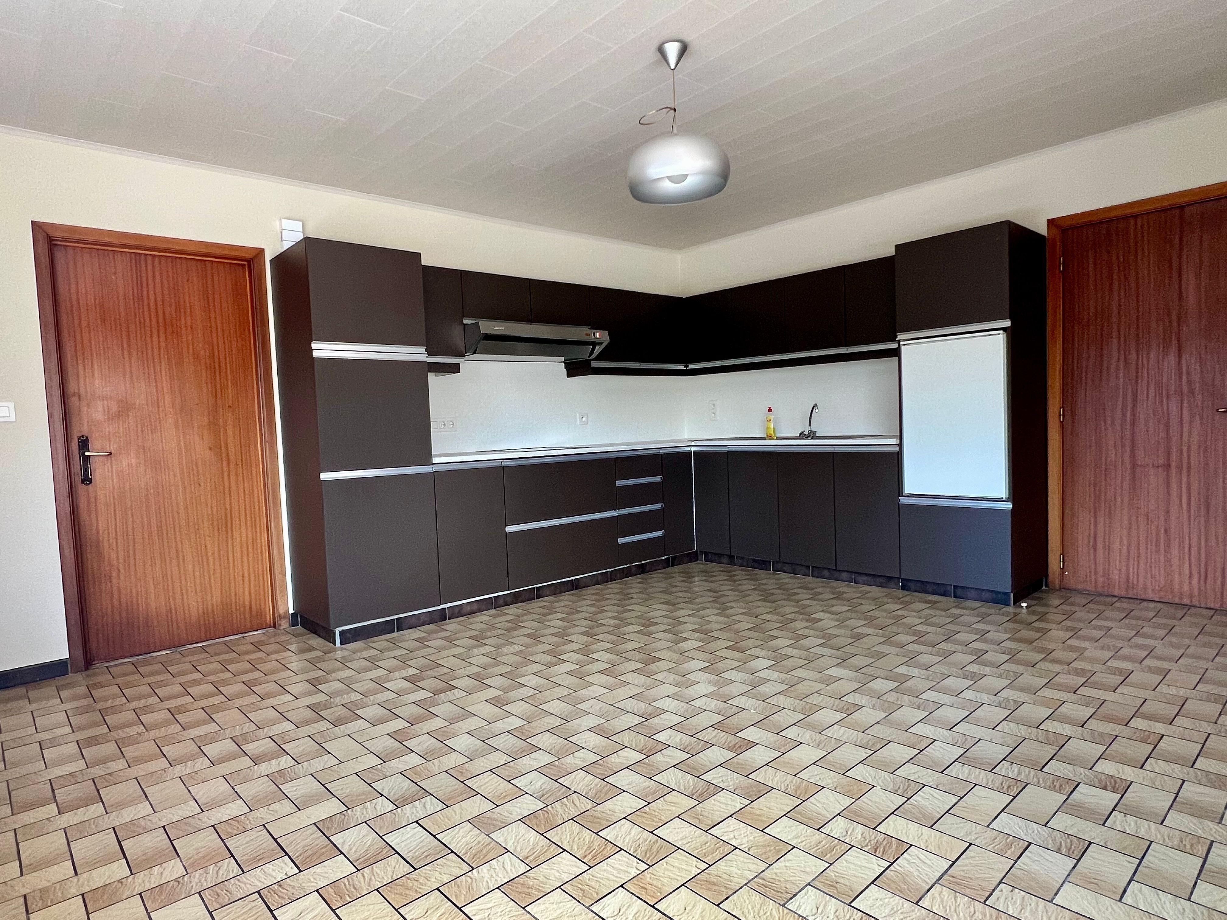 Open bebouwing met 3 slaapkamers en garage foto 10