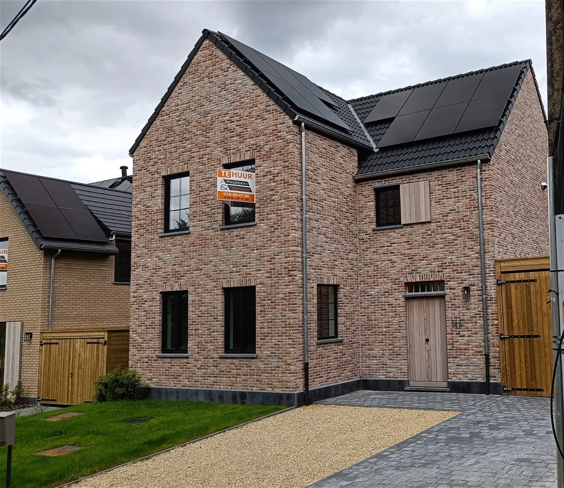 Huis foto {{pictureIndex}}