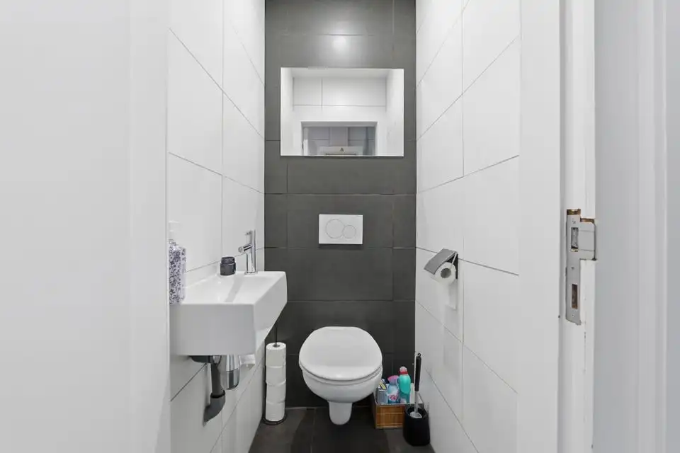 KNAP APPARTEMENT MET 3 SLKS EN EEN RUIM TERRAS IN BILZEN-HOESELT foto 17