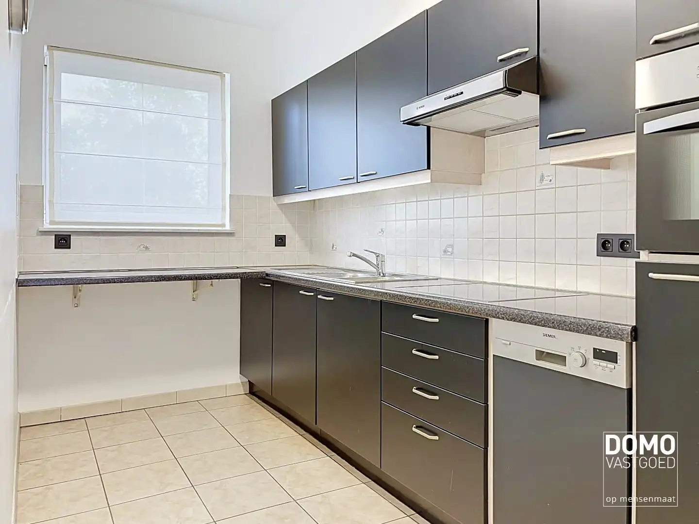 RUIM APPARTEMENT MET 3 SLAAPKAMERS EN TERRAS TE HASSELT foto 4