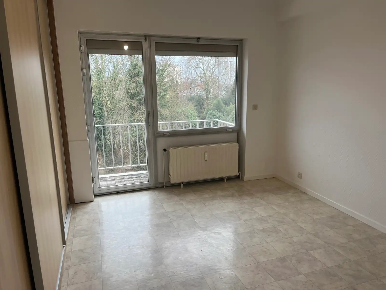Vernieuwd 3-slaapkamerappartement in hartje Aalst foto 16