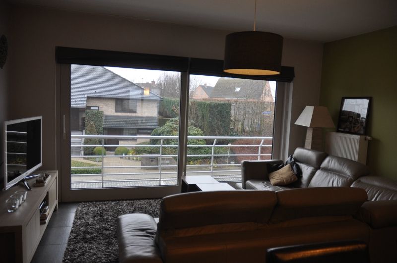 Recent appartement met zeer ruim terras (50 m2), een prachtig verzicht en garage. foto 4