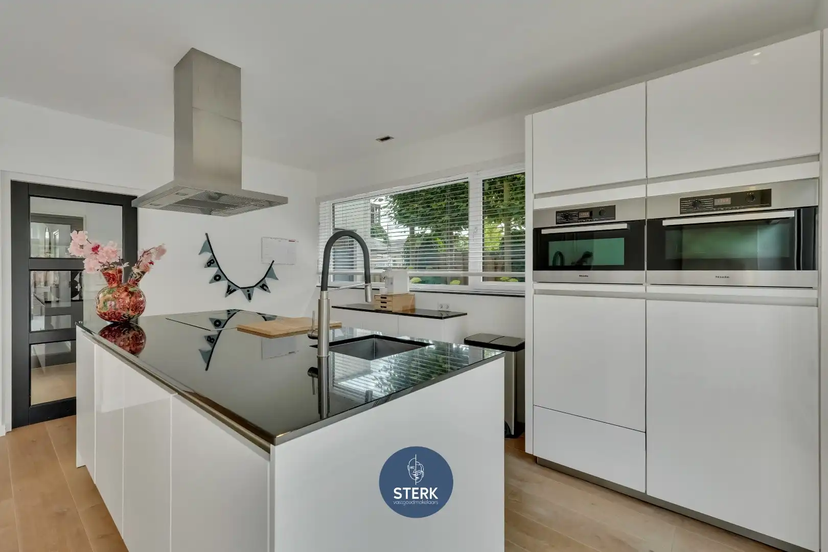 INSTAPKLARE WONING MET EPC LABEL B OP EEN STEENWORP VAN MAASTRICHT !  foto 14