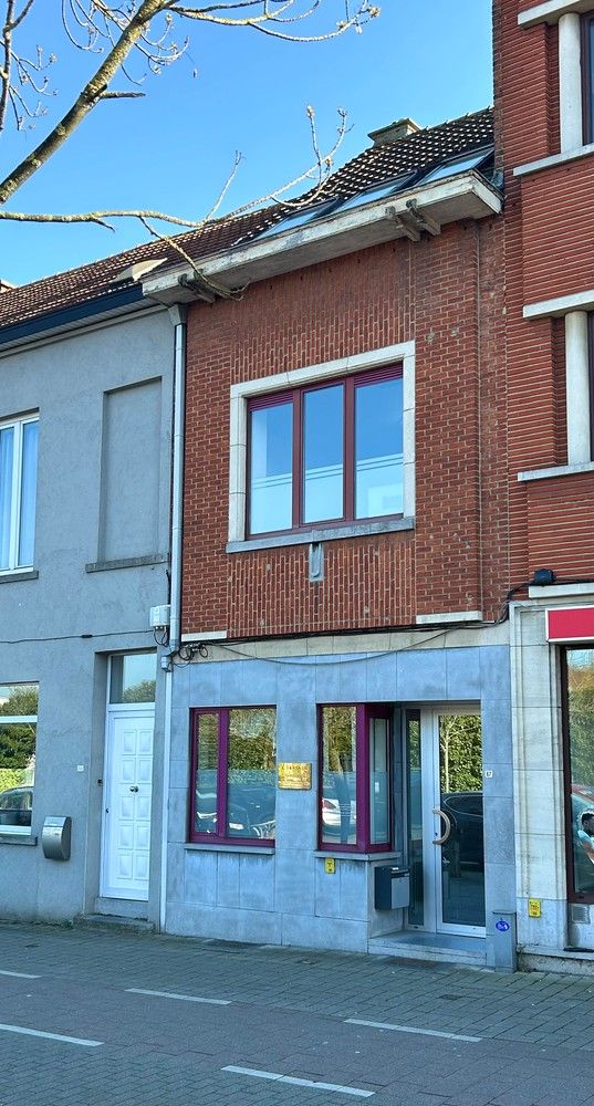 Rijwoning met veel potentieel in centrum Kessel-Lo foto {{pictureIndex}}