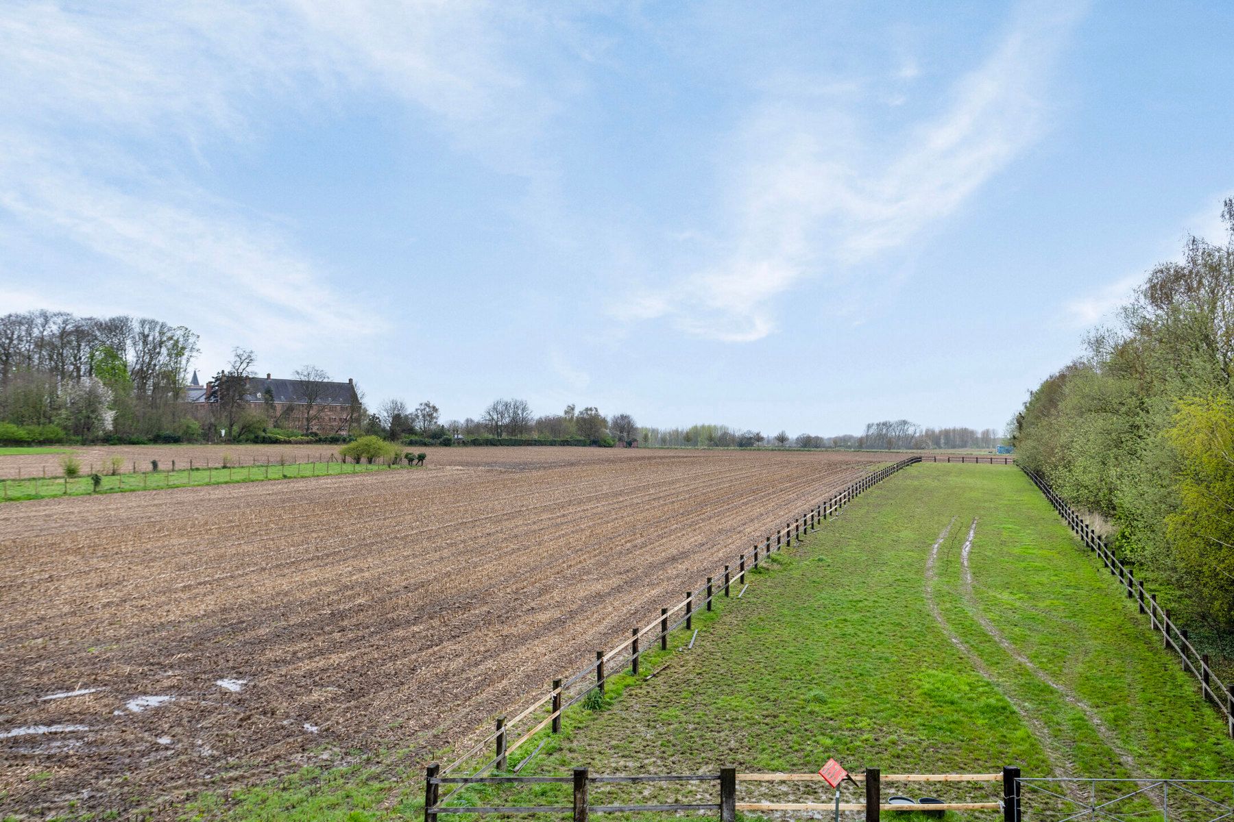 Charmewoning op Toplocatie met hedendaagse voorzieningen foto 23