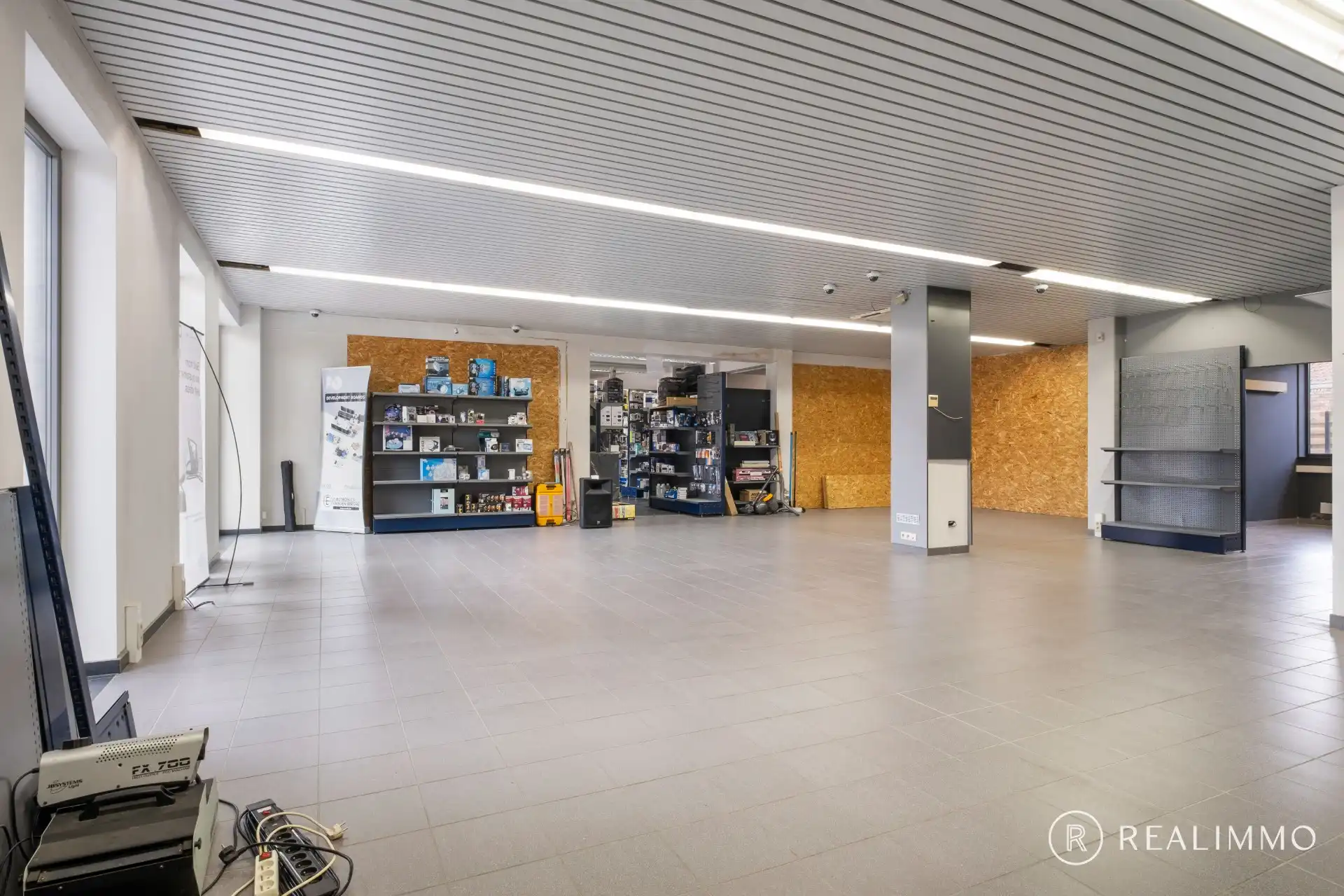 Handelsruimte in centrum Waregem foto 6