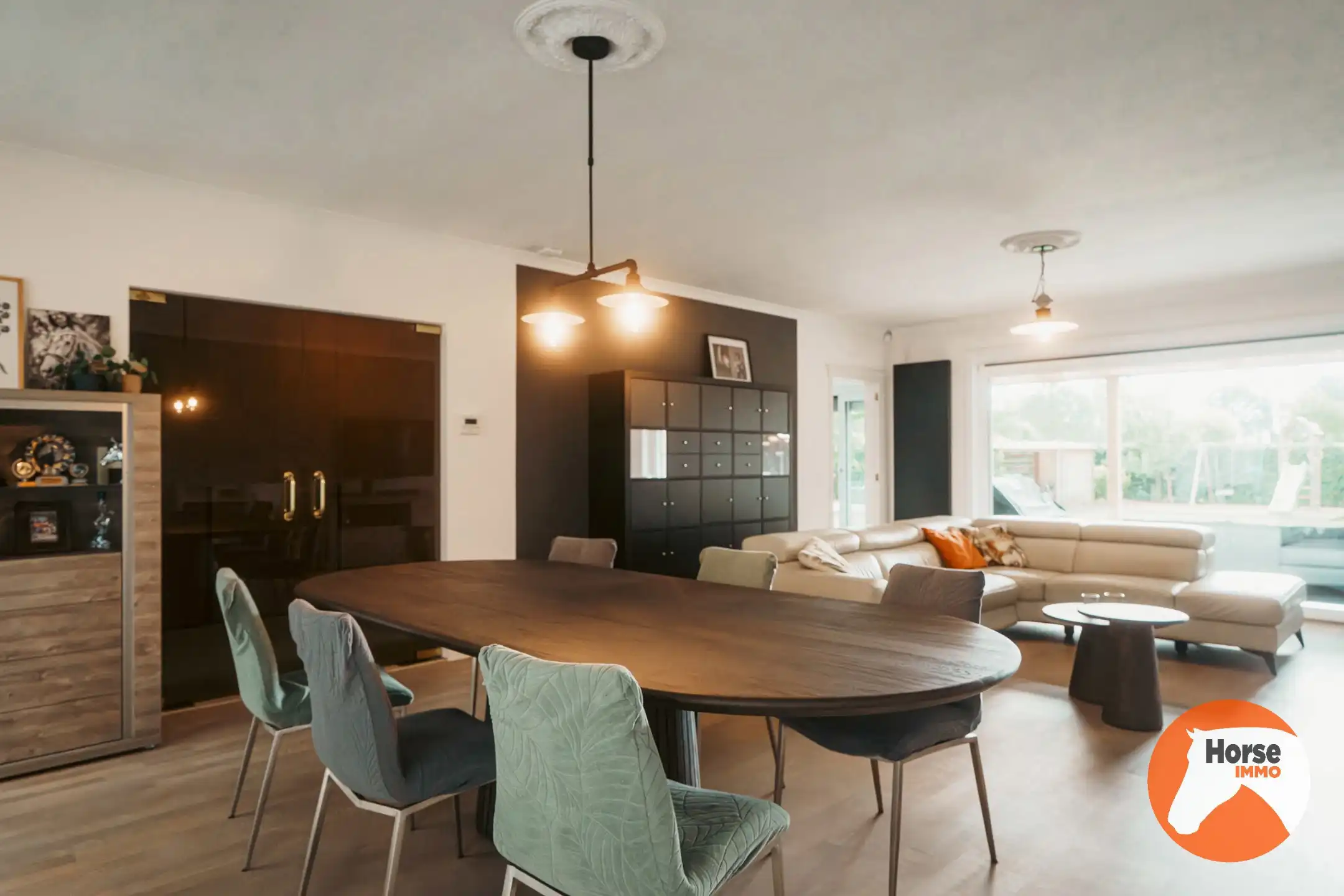 VRASENE - Recent gerenoveerde woning met paardenstallen  foto 5